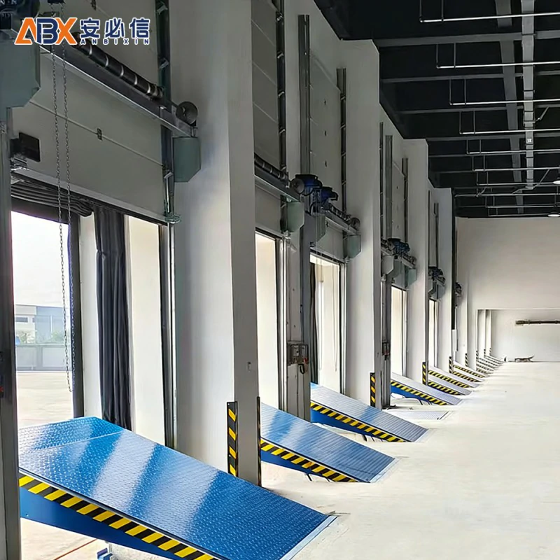 乐山市翻板提升门